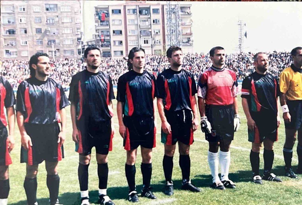 Serdar Hoşhan kariyer arşivi